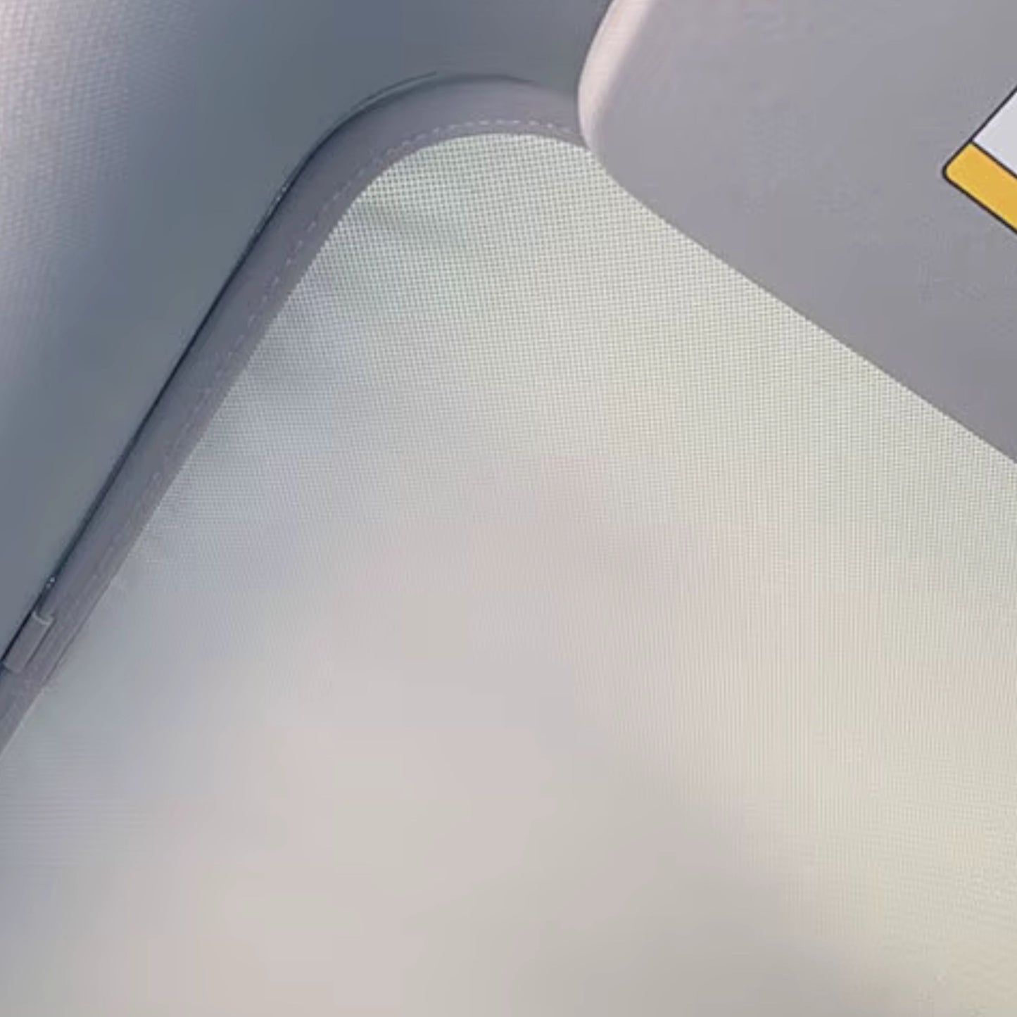 Tesla Model 3 (Highland 2024) og Model Y soltak | UV-deksler til glasstak foran og bak med spenne-isduk